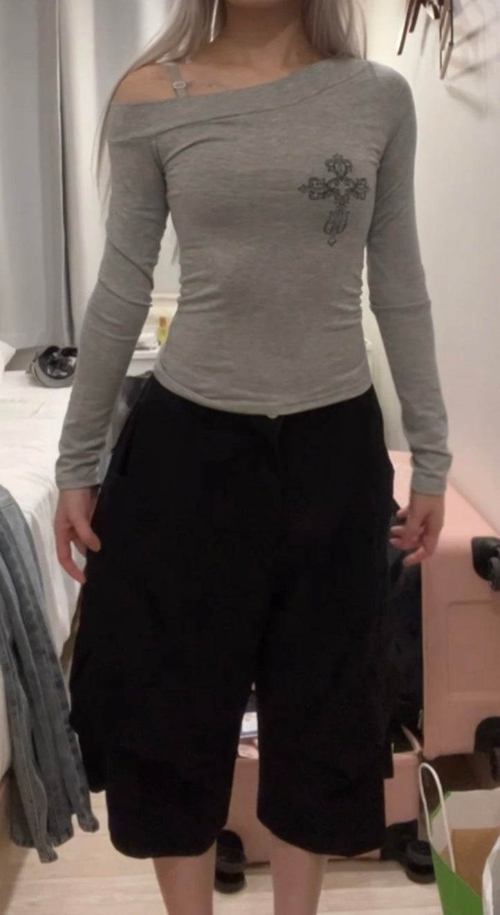 Cross fitted off-shoulder top