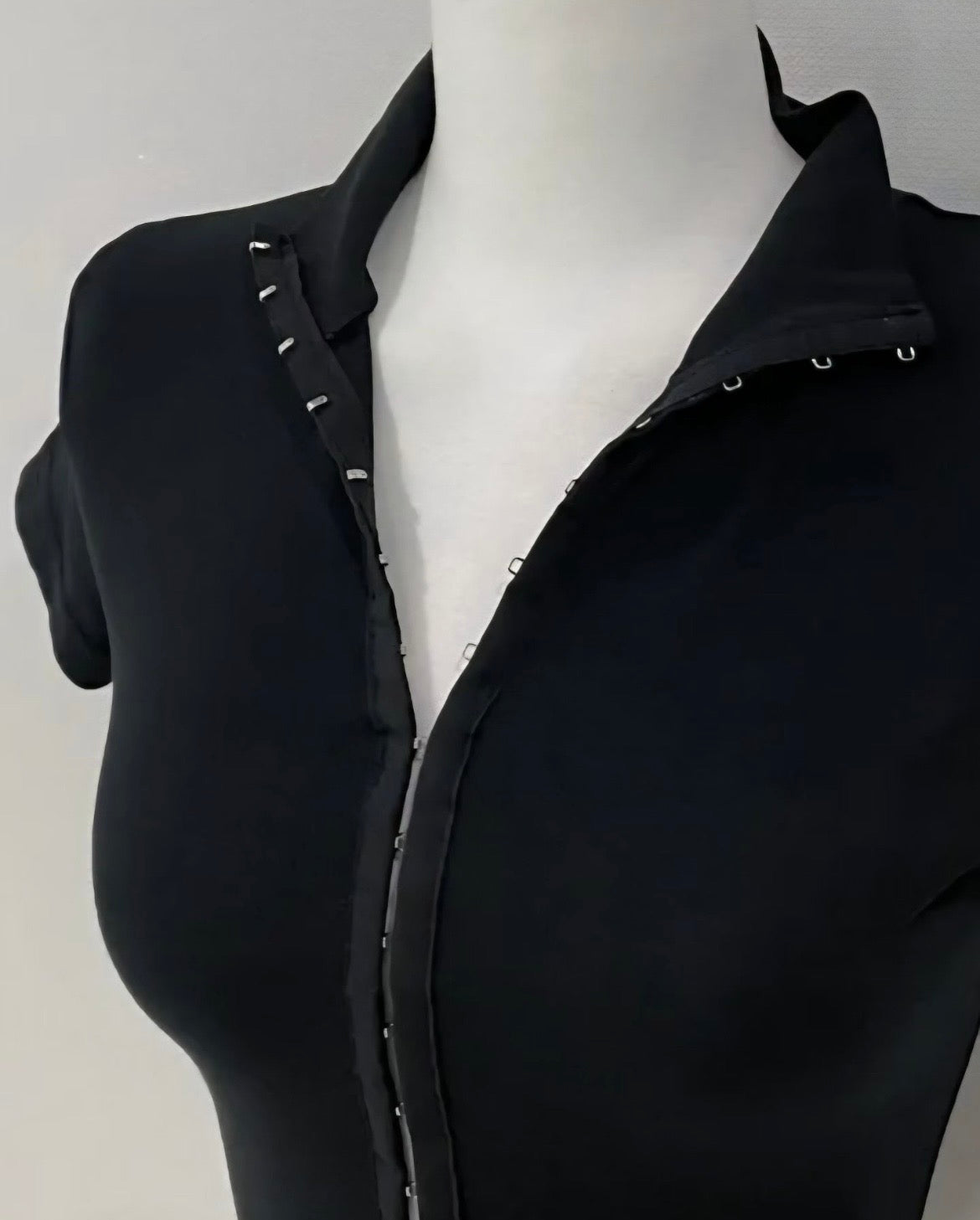 Vintage high-neck top with buttons