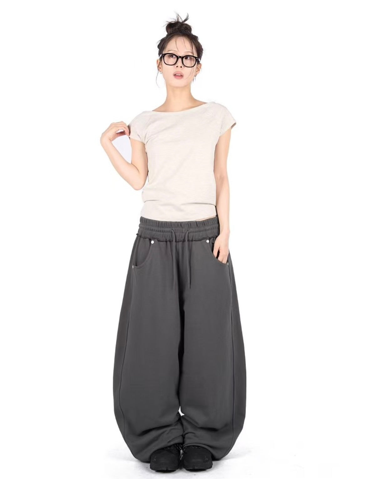 Premium drop-crotch cuffed sweatpants