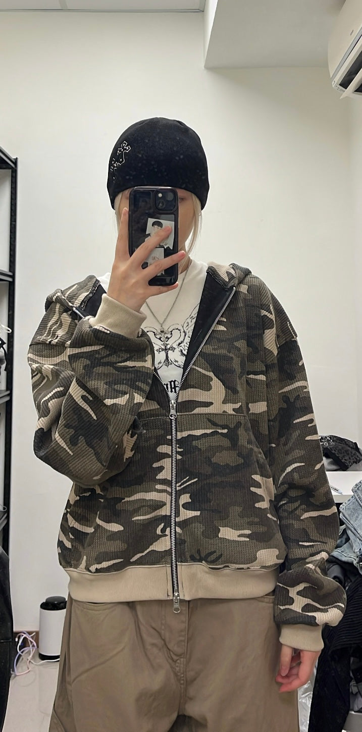 Camo zip-up hoodie🍂
