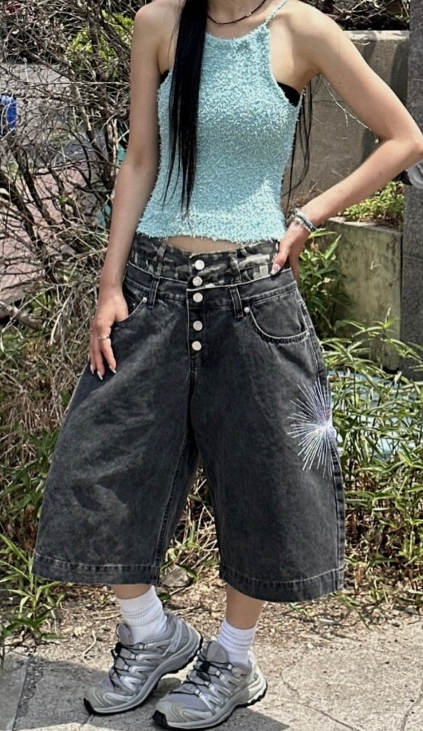 Camouflage lining firework denim shorts