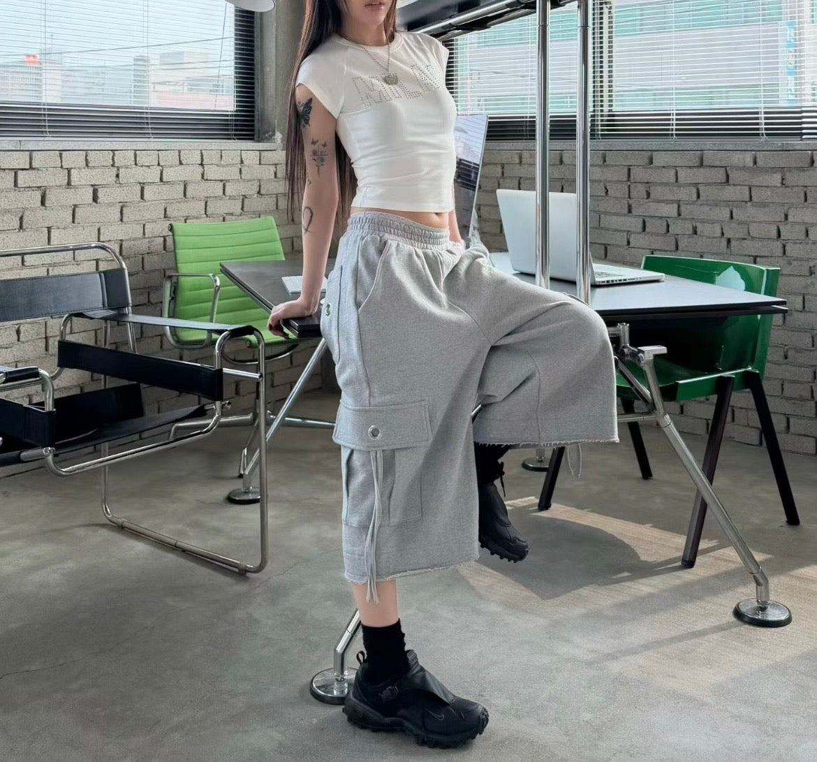 Cargo button wide-leg pants