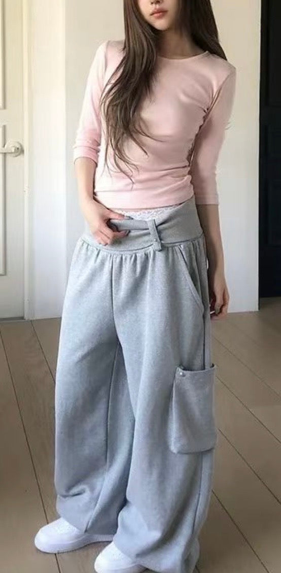 Oversized pocket sweatpants