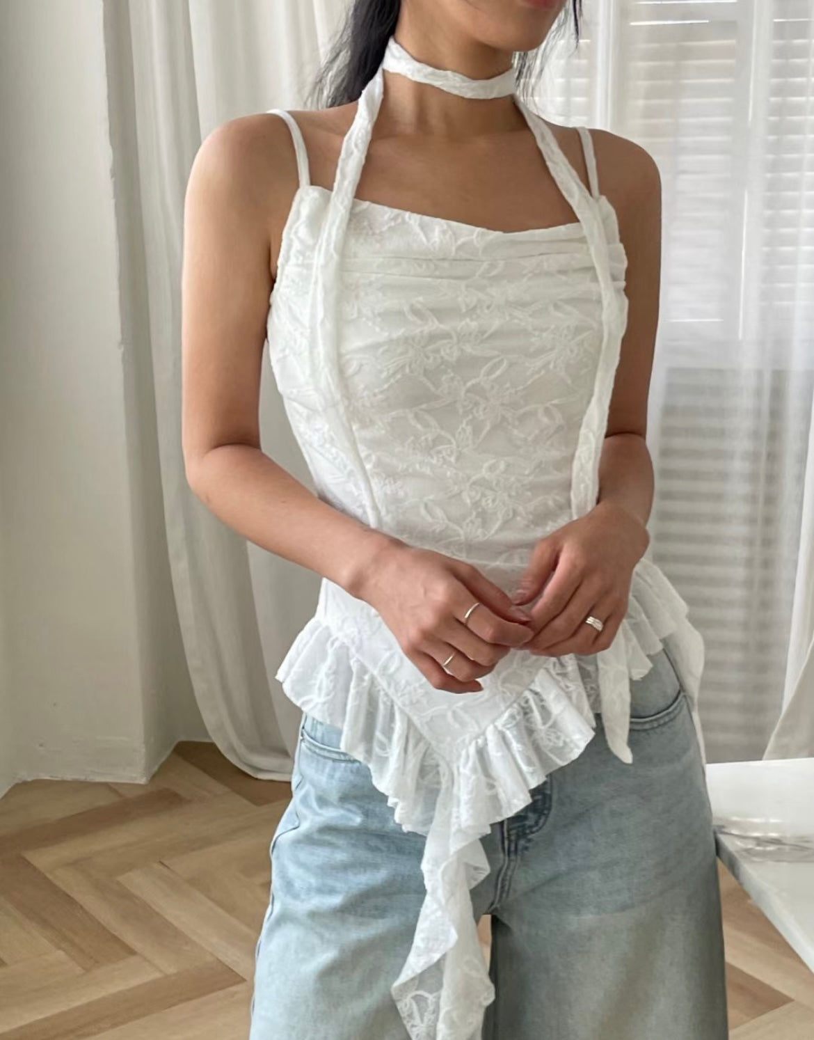 Lace-up layered camisole🐾
