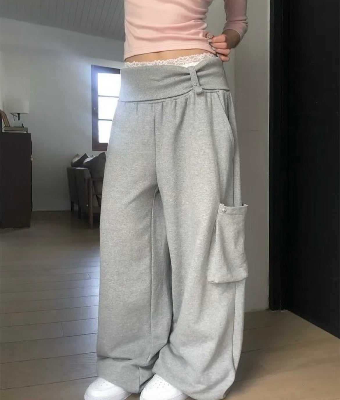 Oversized pocket sweatpants