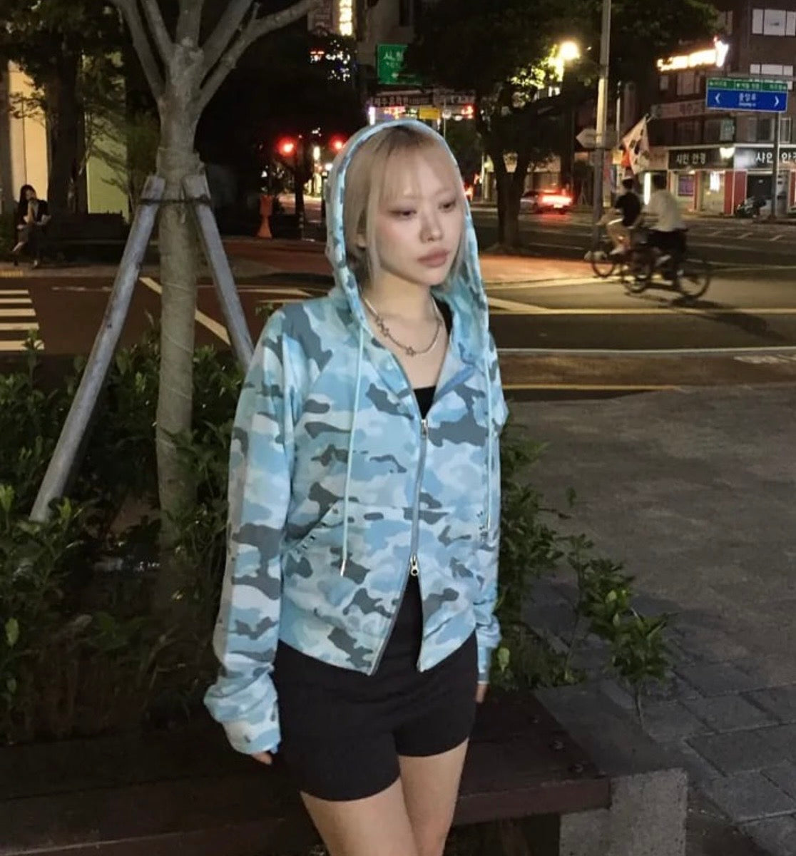 Dazzling camo hoodie jacket