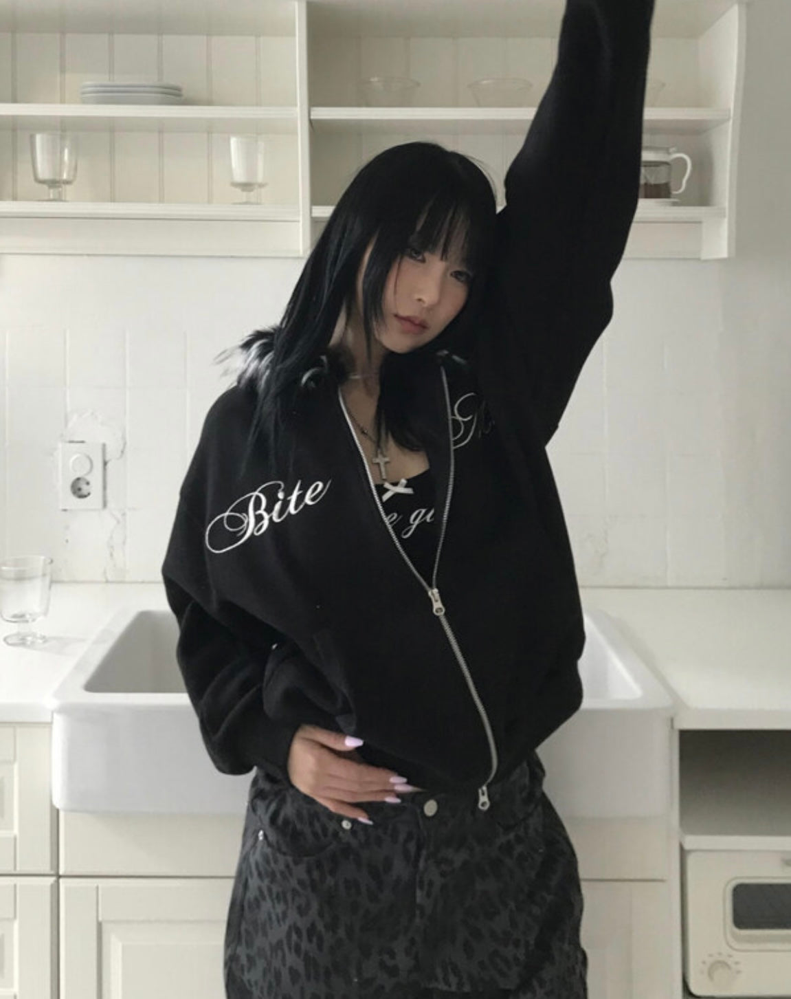 Bite me fur hood zip-up