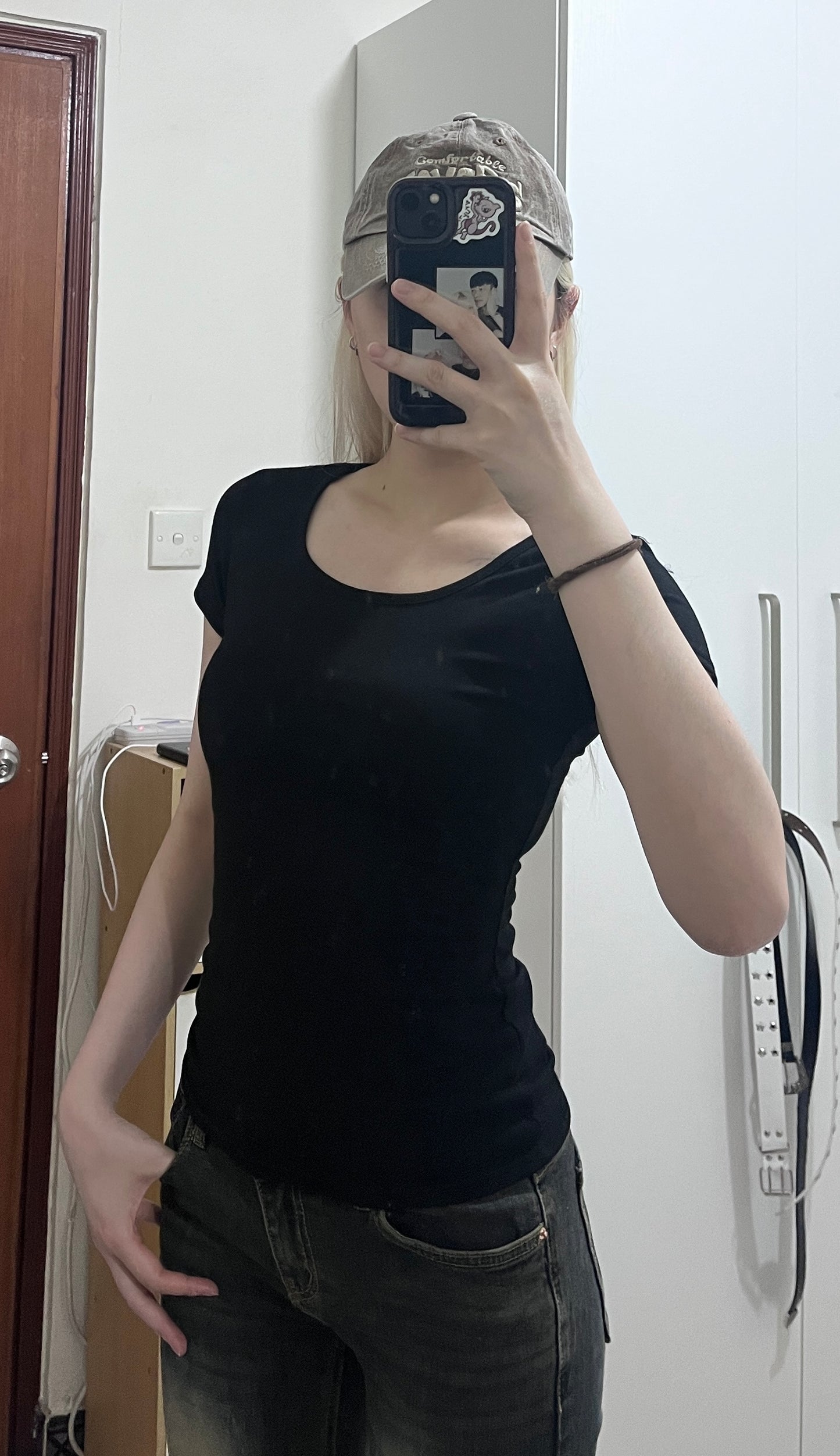 Basic u領tee