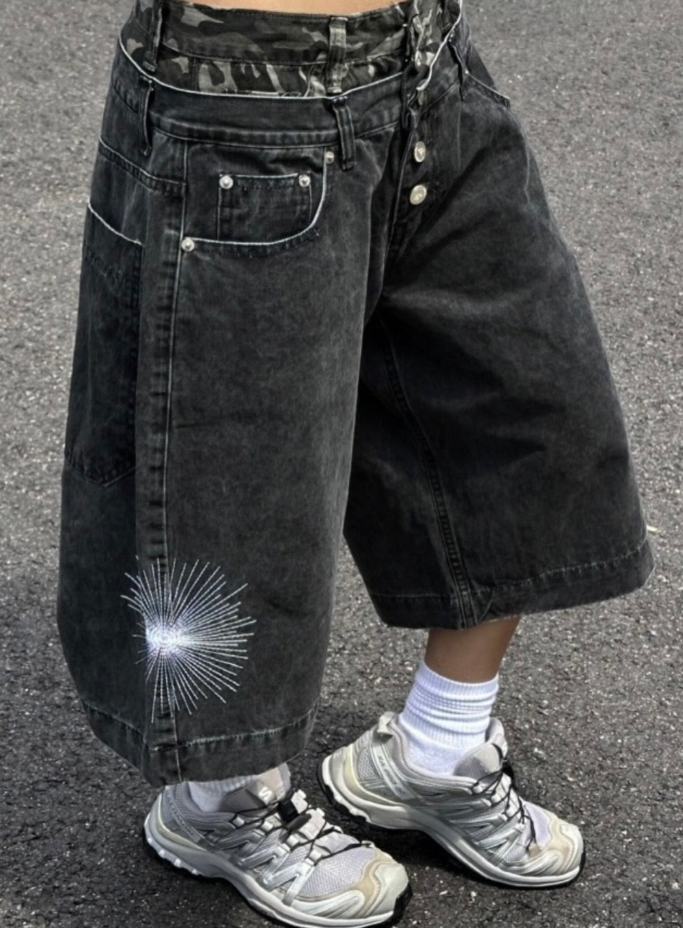 Camouflage lining firework denim shorts