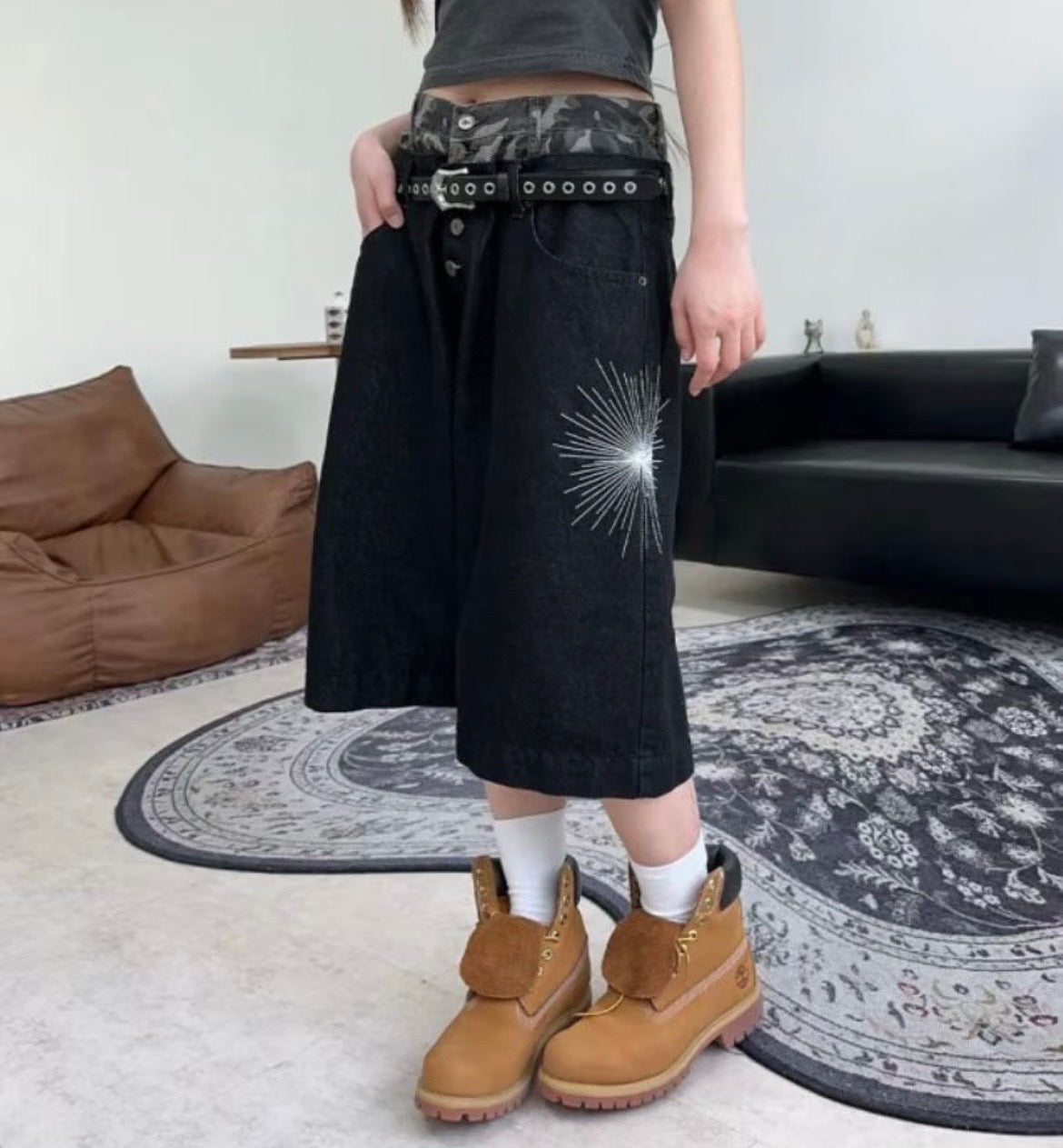 Camouflage lining firework denim shorts