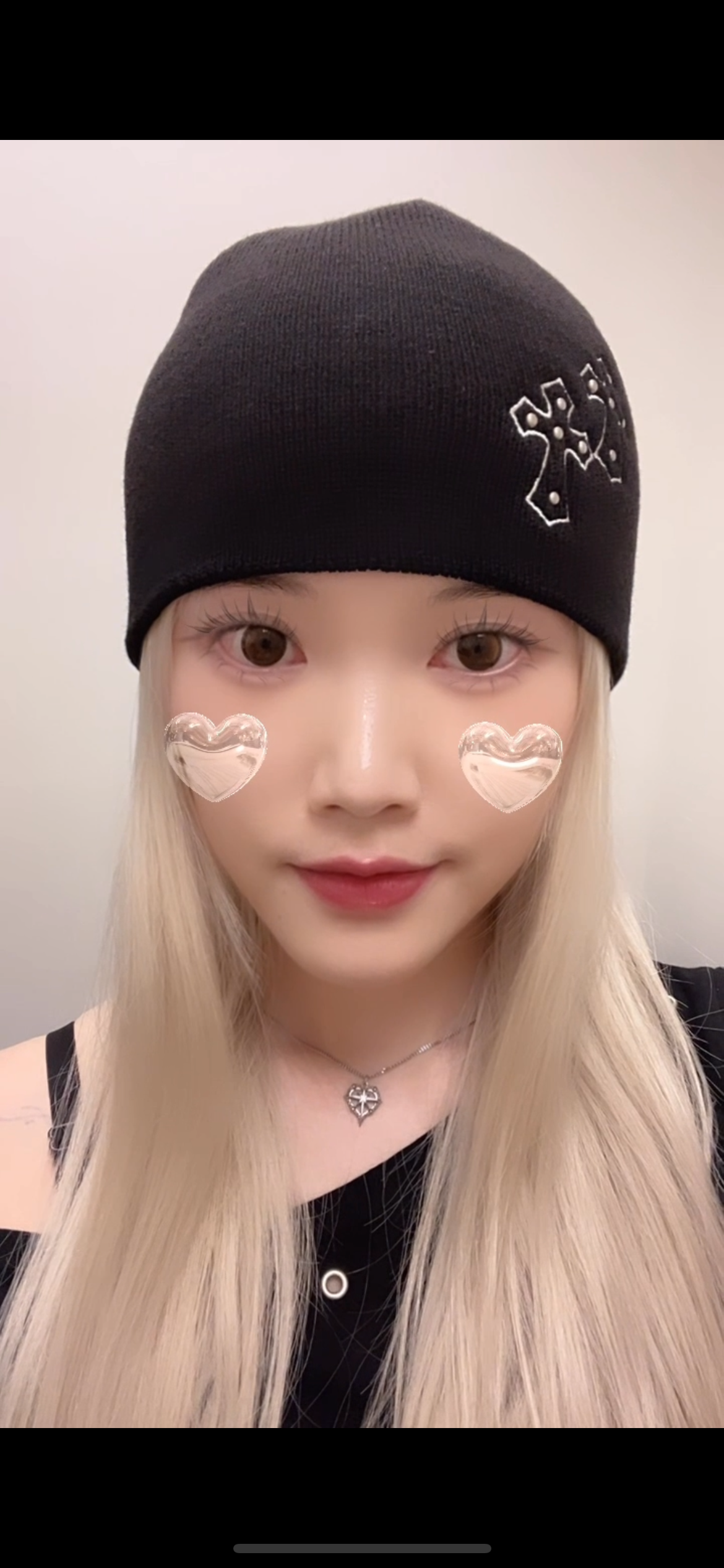 Cross-embellished knit beanie