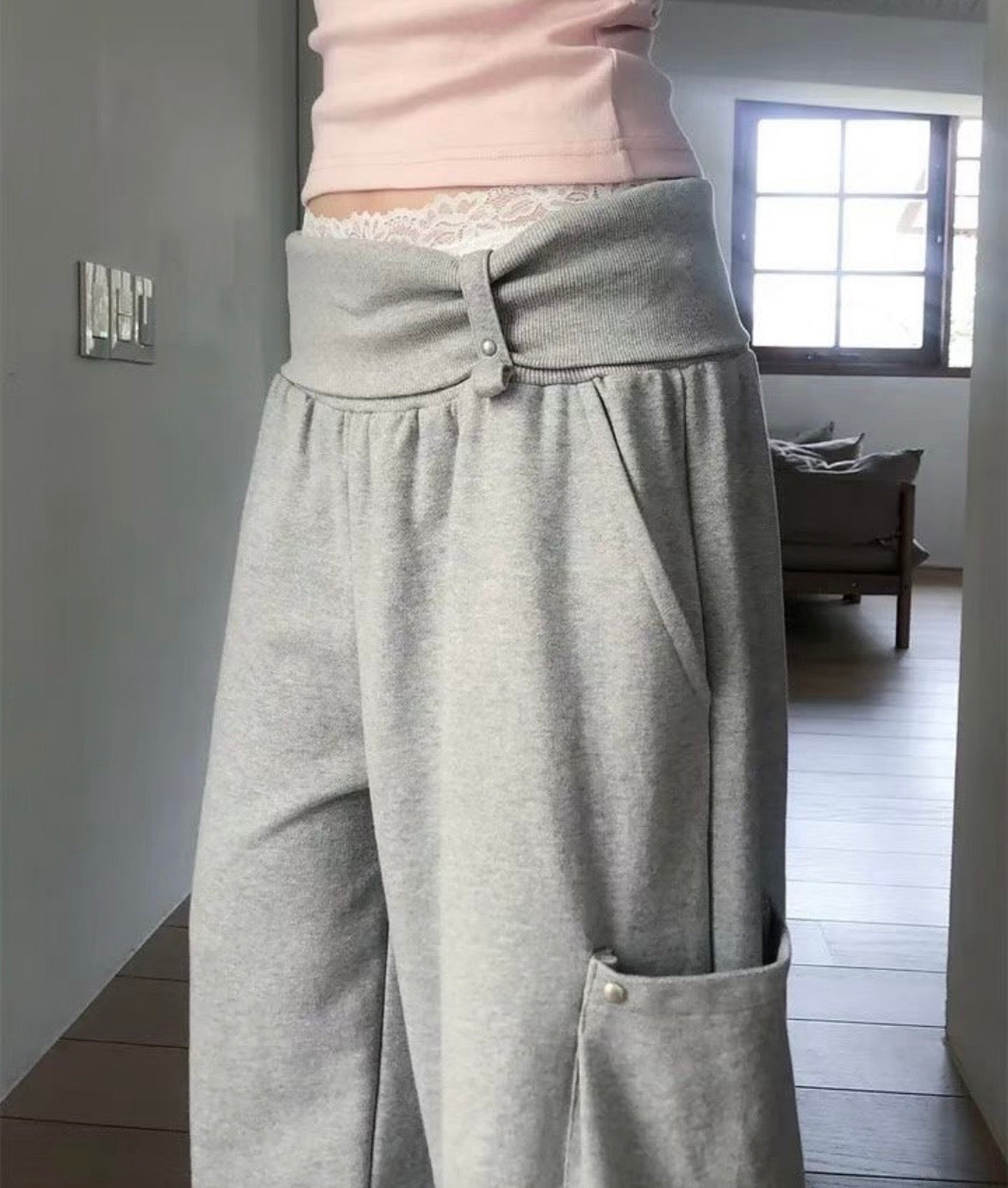 Oversized pocket sweatpants