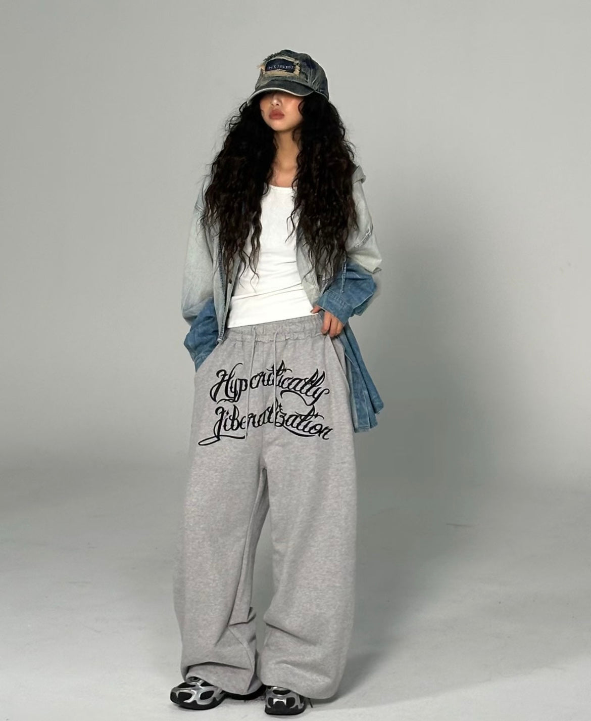 Embroidered cotton sweatpants
