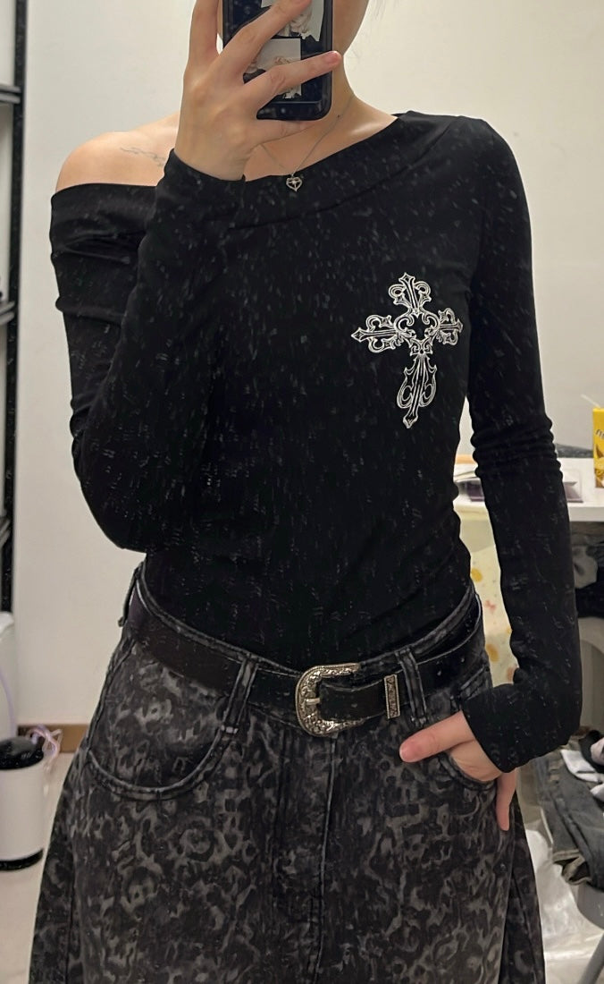 Cross fitted off-shoulder top