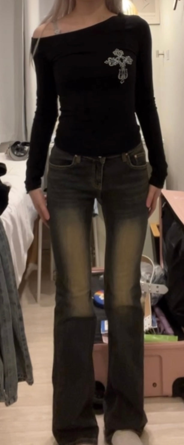 Cross fitted off-shoulder top