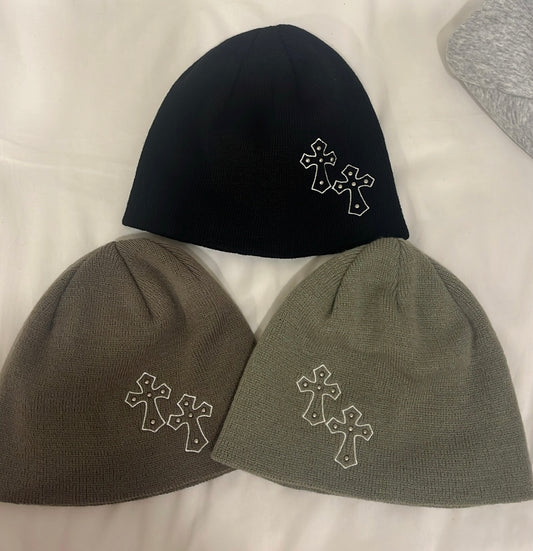 Cross-embellished knit beanie
