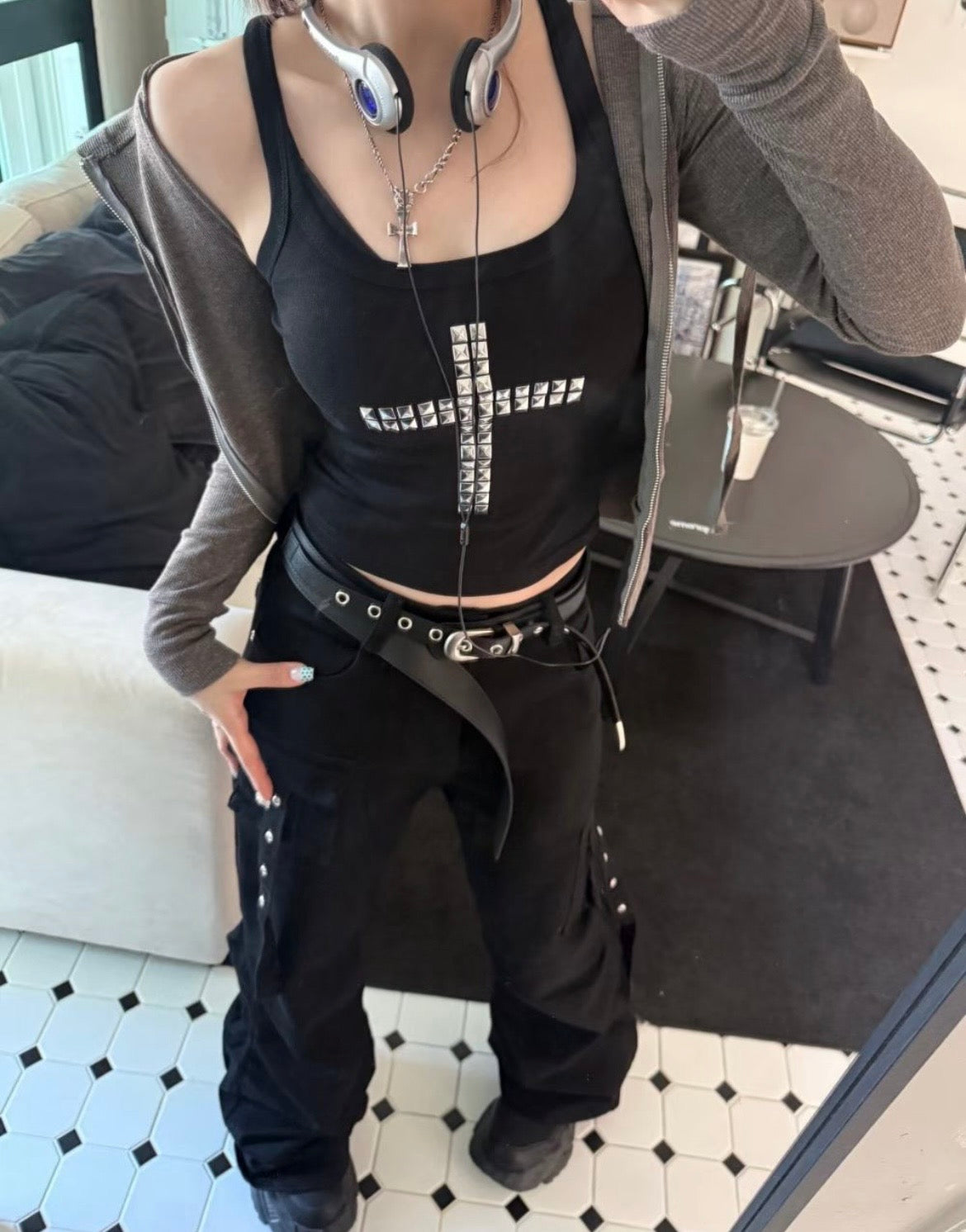 Cross sleeveless top✝️