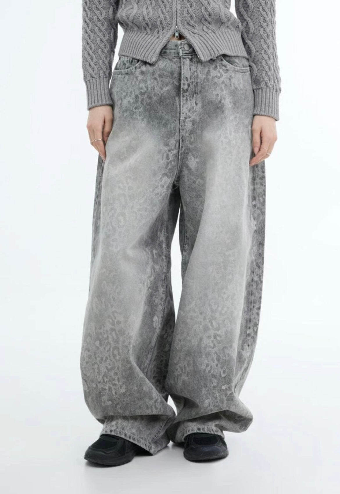 Faded leopard print baggy jeans