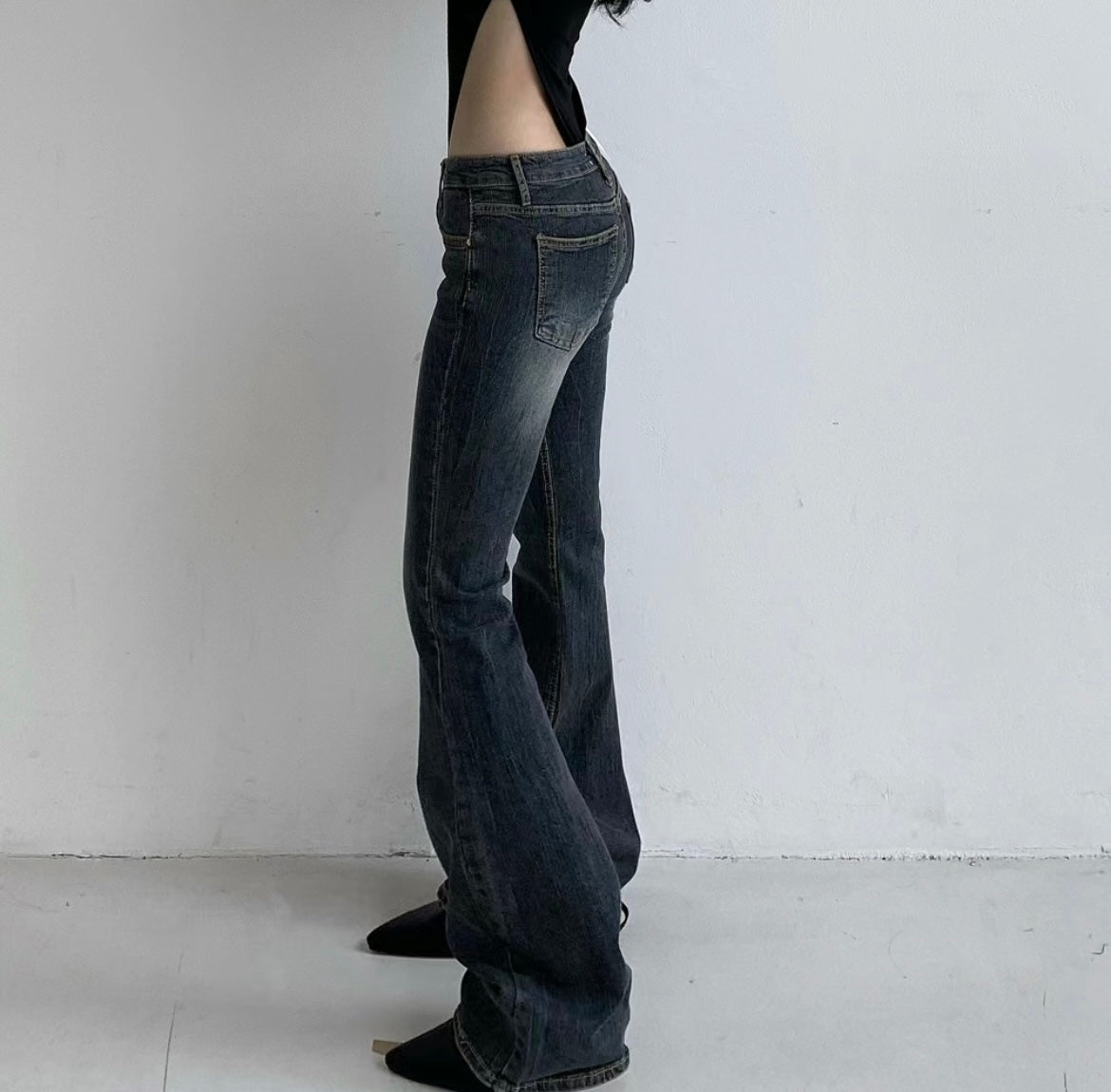 Low-rise stretch flare pants🐈‍⬛