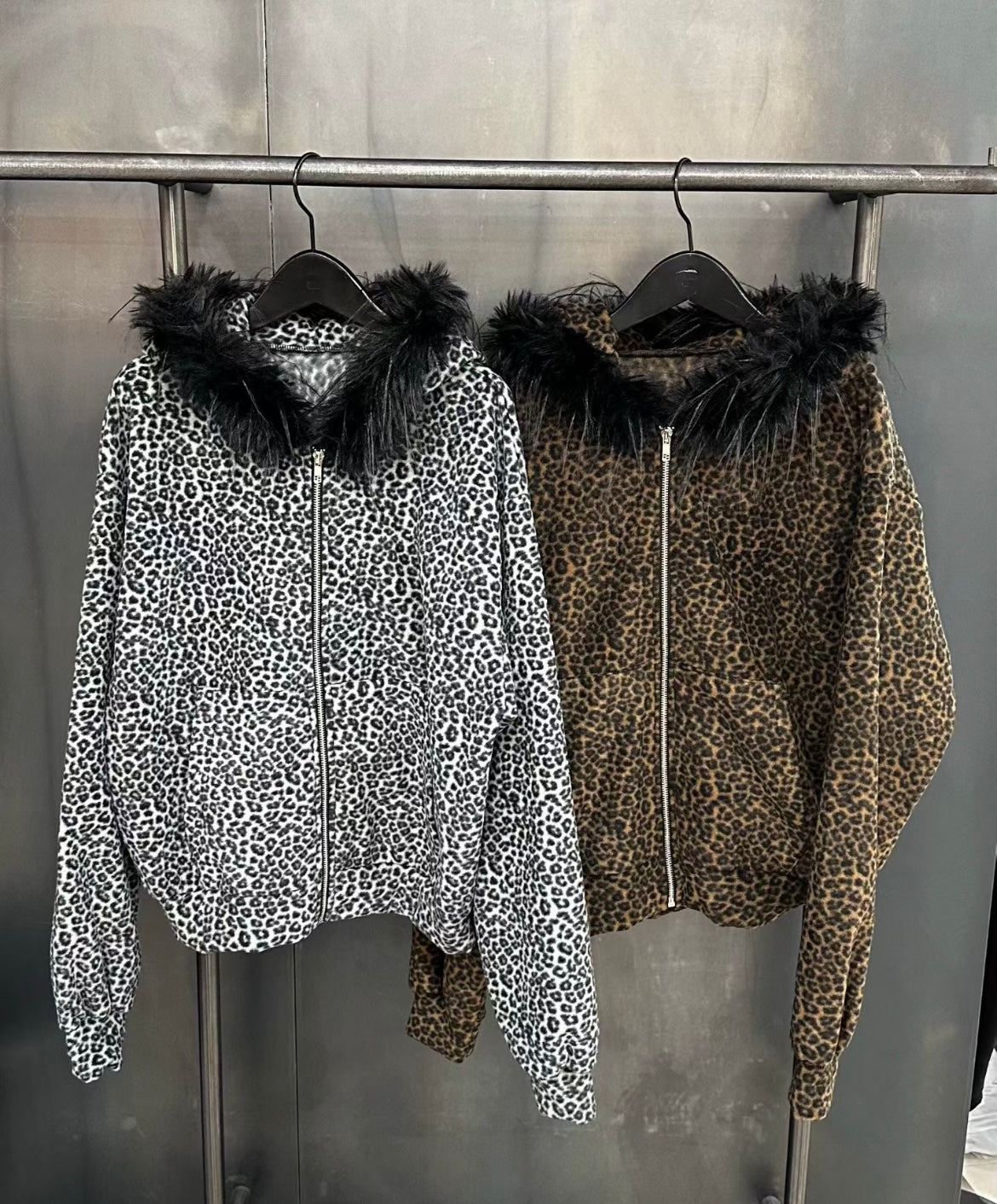 Leopard fur hoodie zip-up