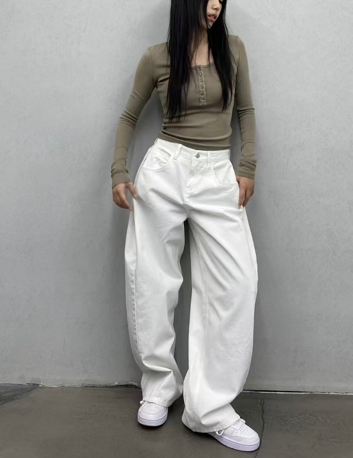 Pleated wide-leg jeans👖