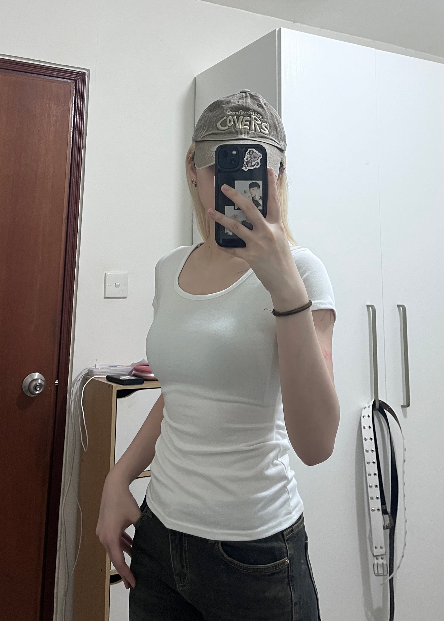 Basic u領tee