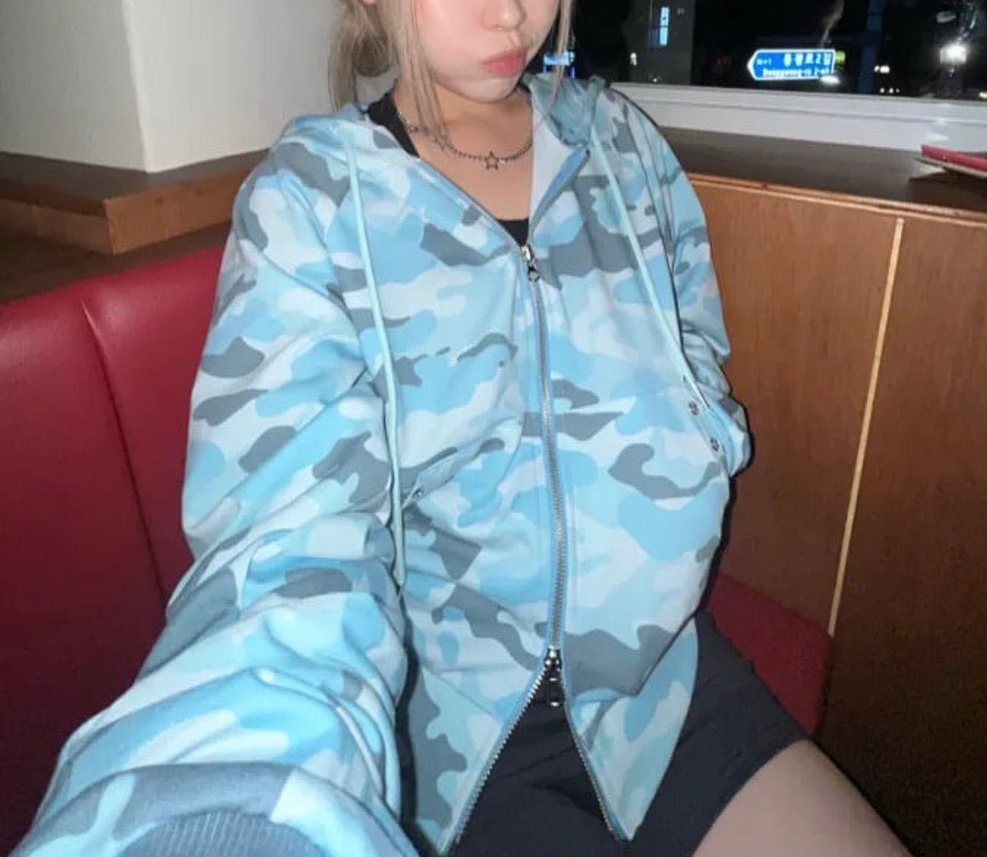Dazzling camo hoodie jacket