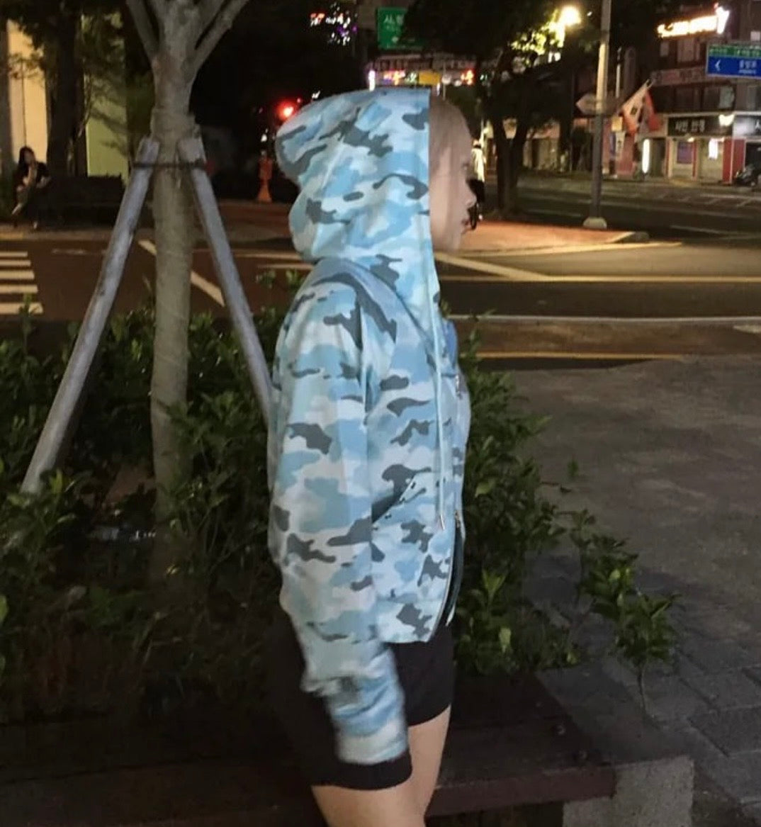 Dazzling camo hoodie jacket