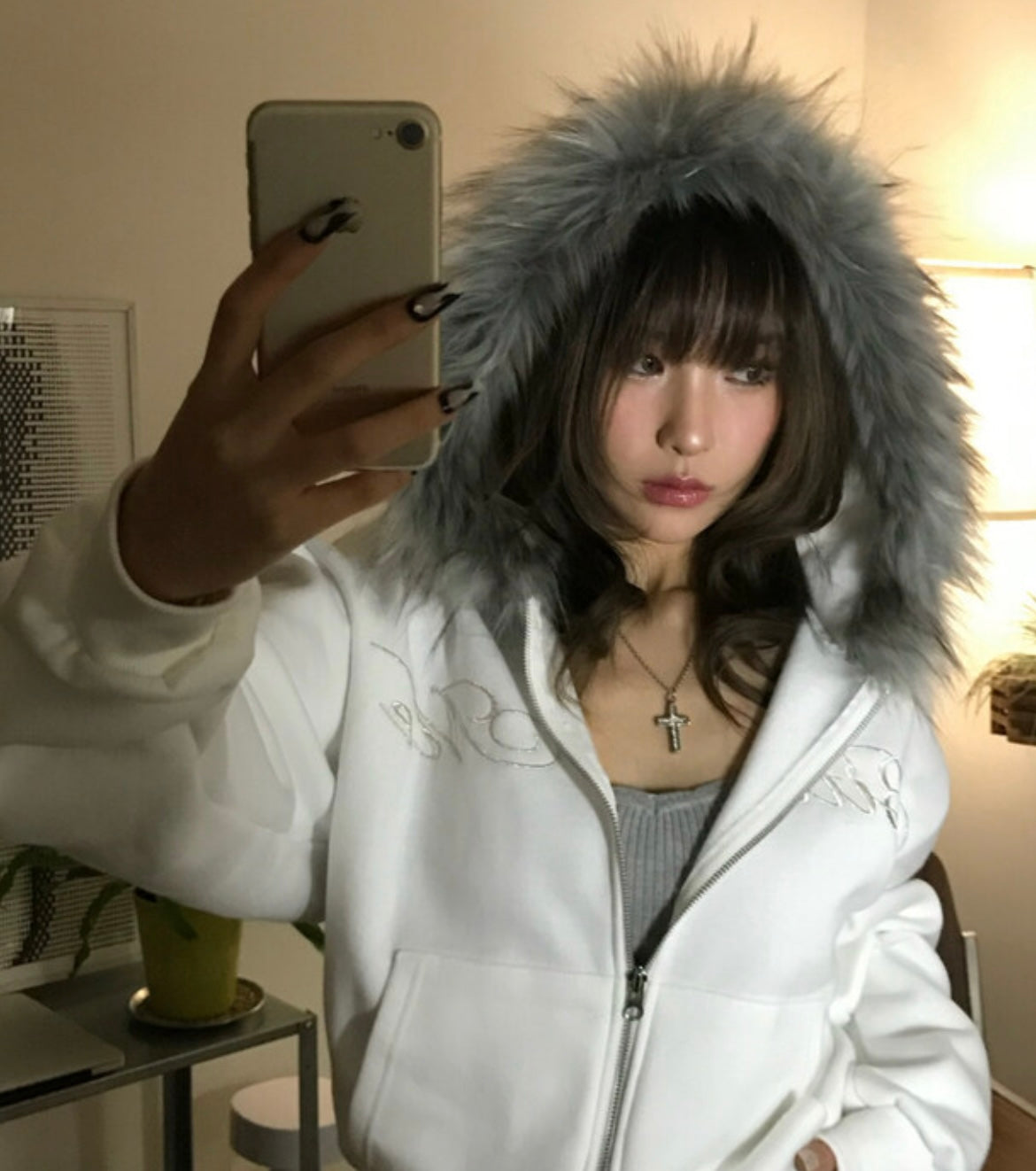 Bite me fur hood zip-up