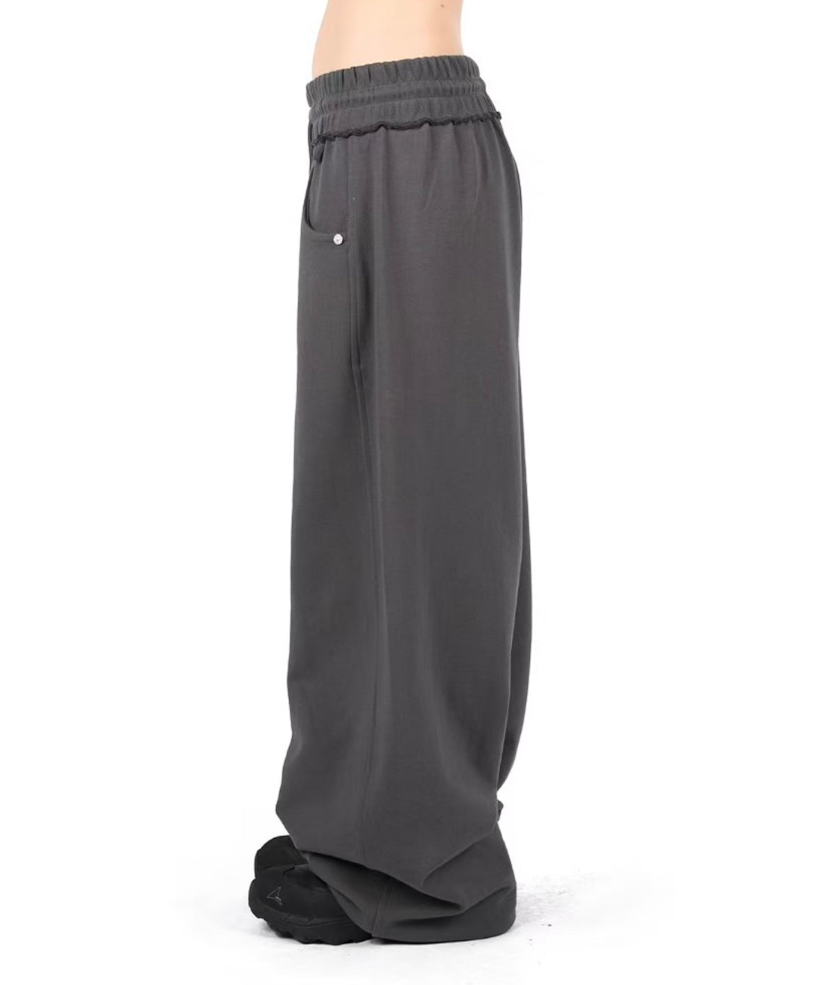 Premium drop-crotch cuffed sweatpants