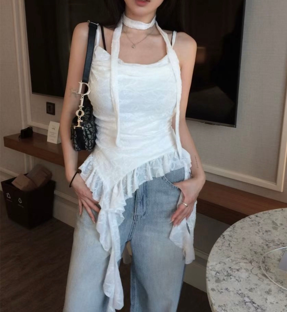 Lace-up layered camisole🐾