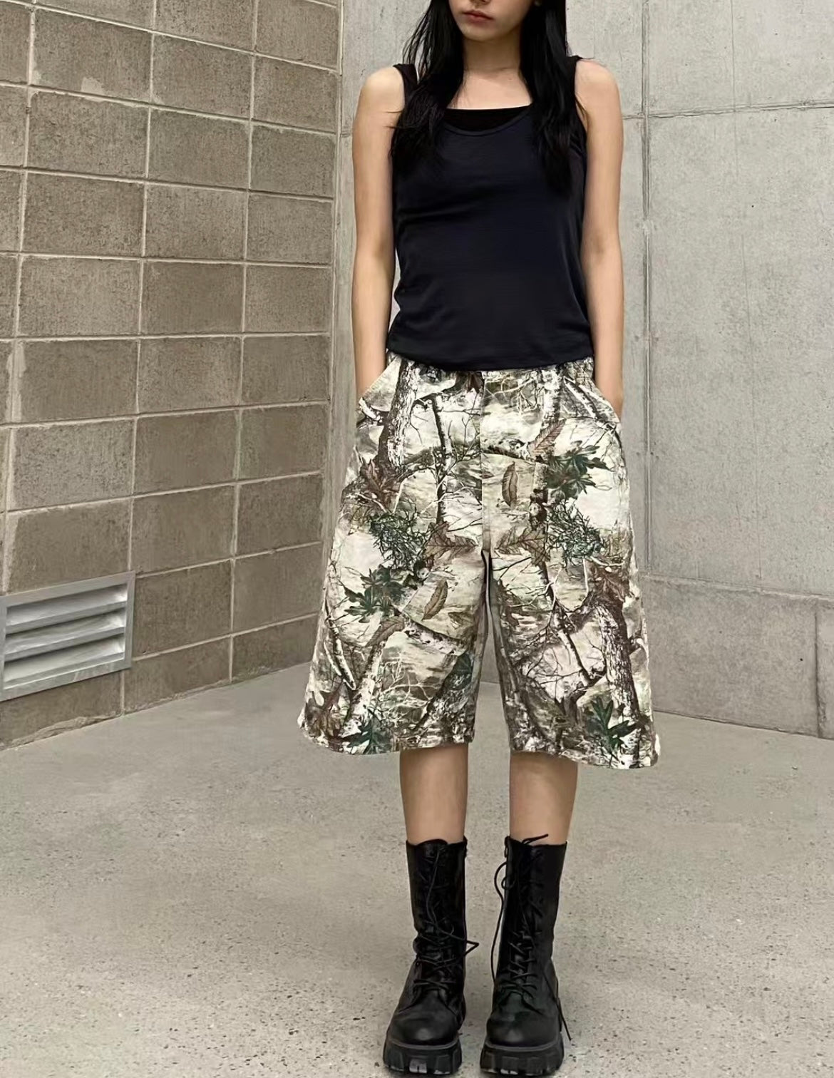 Branch camouflage denim shorts🪾