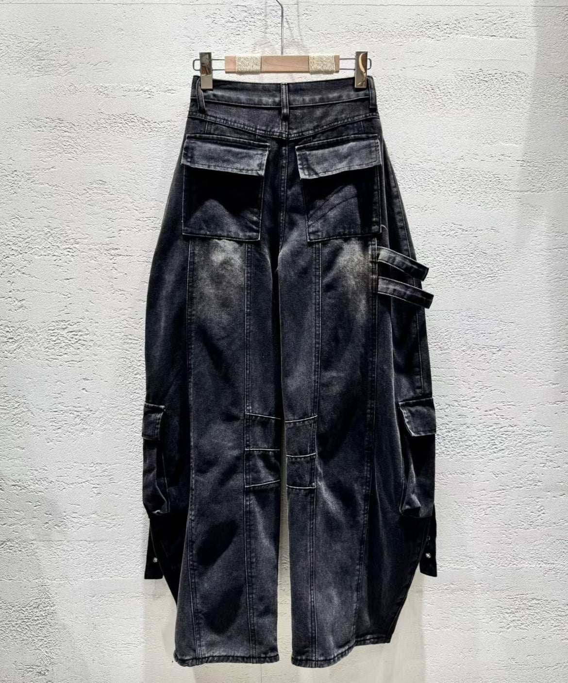 Utility cargo pants🕷️