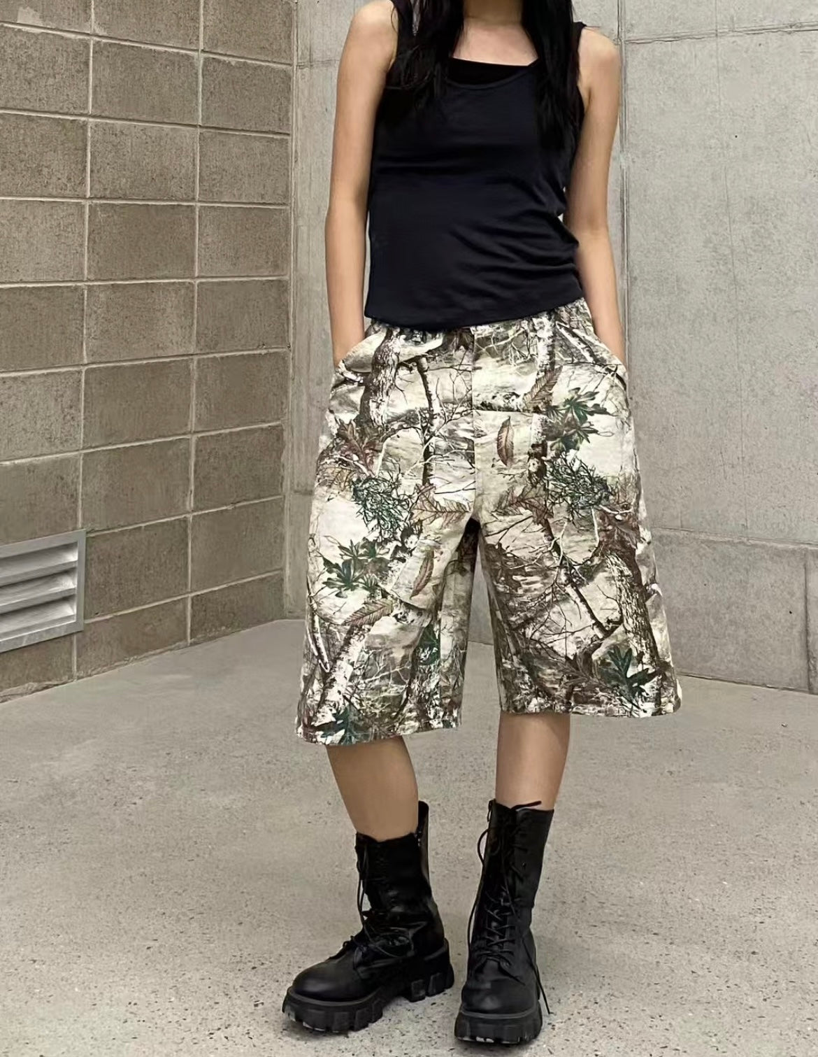 Branch camouflage denim shorts🪾