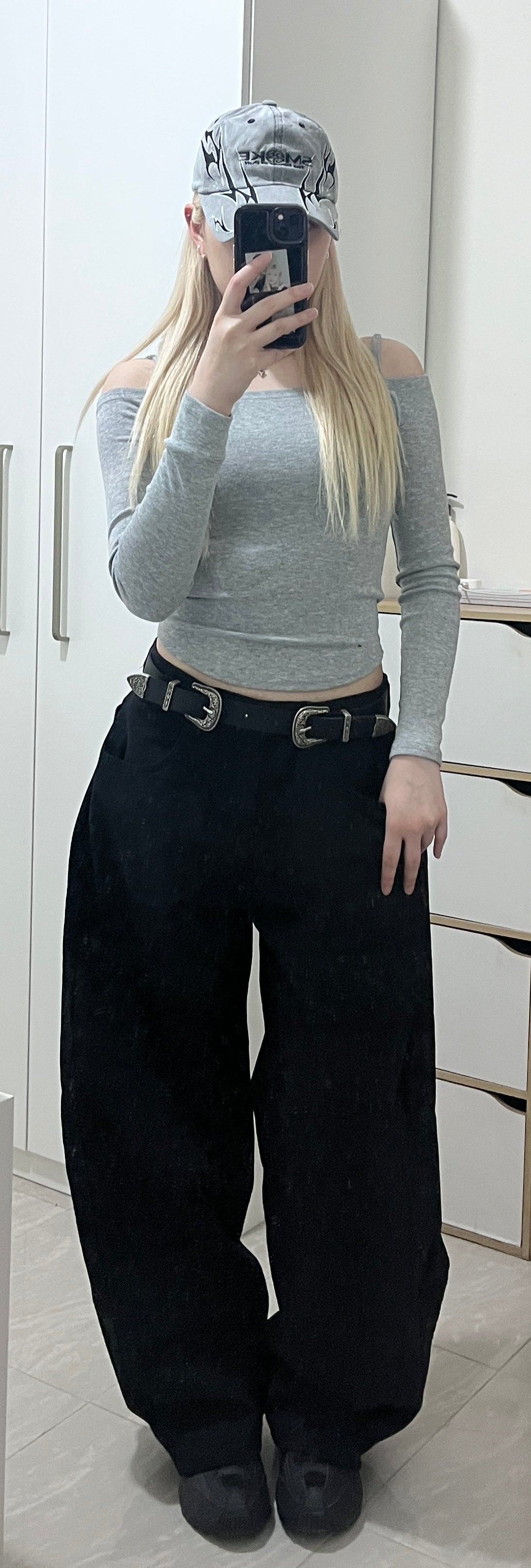Pleated wide-leg jeans👖