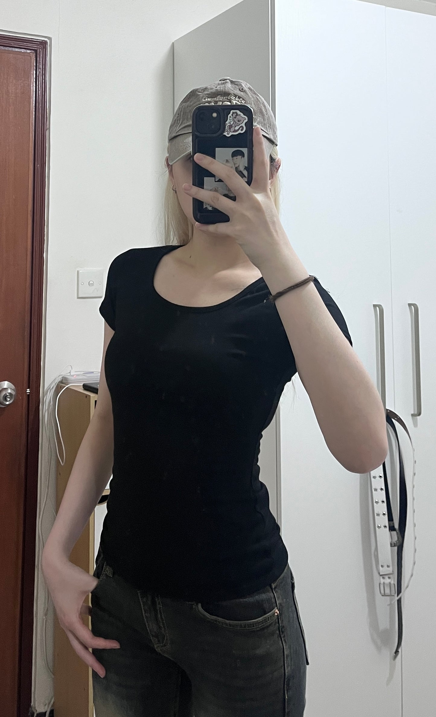 Basic u領tee