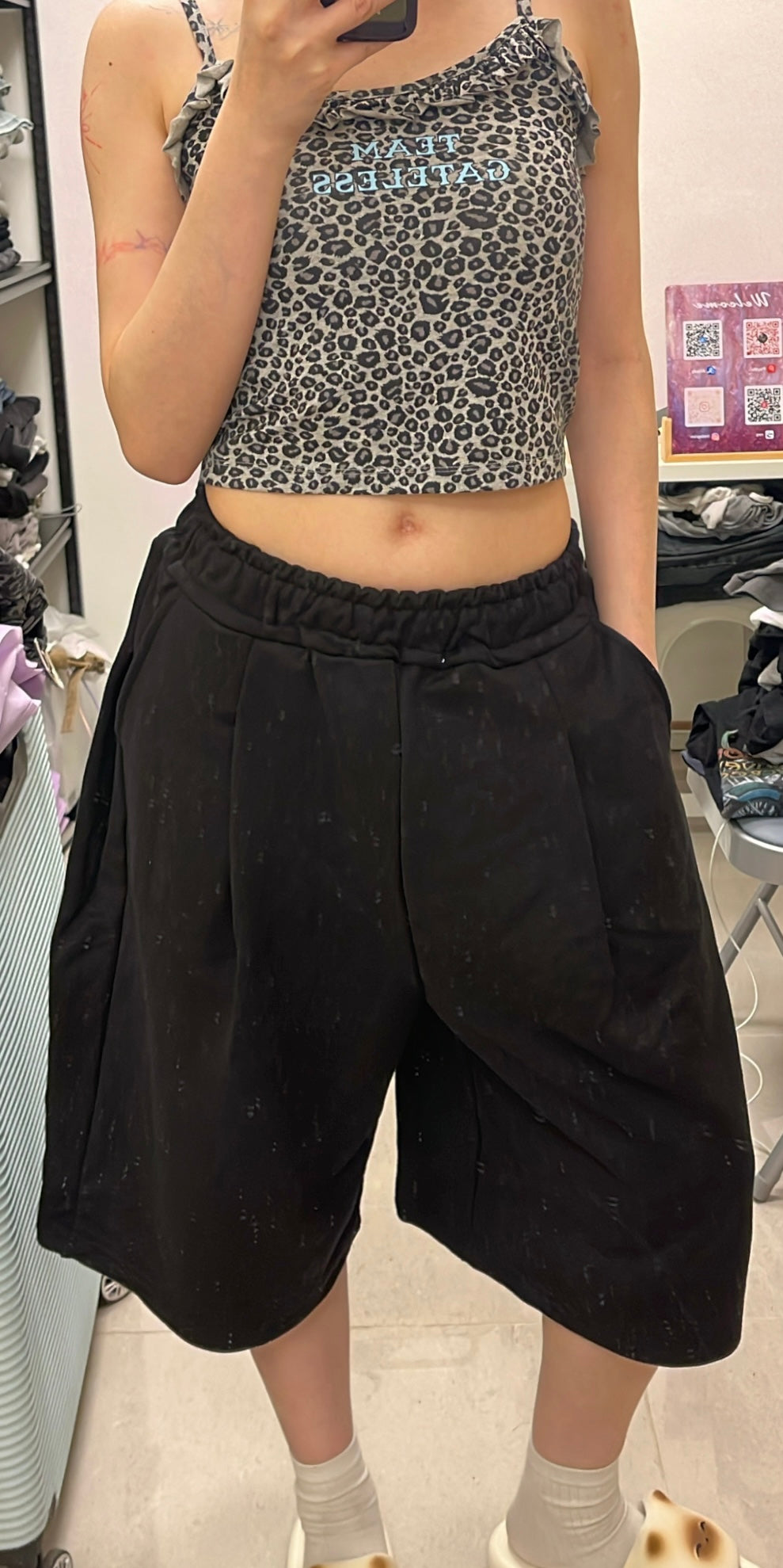 Pleated comfort shorts