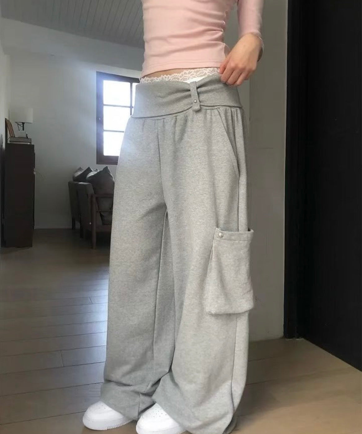 Oversized pocket sweatpants
