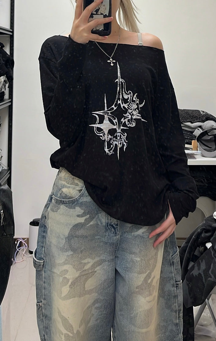 Artistic off-shoulder tee✨