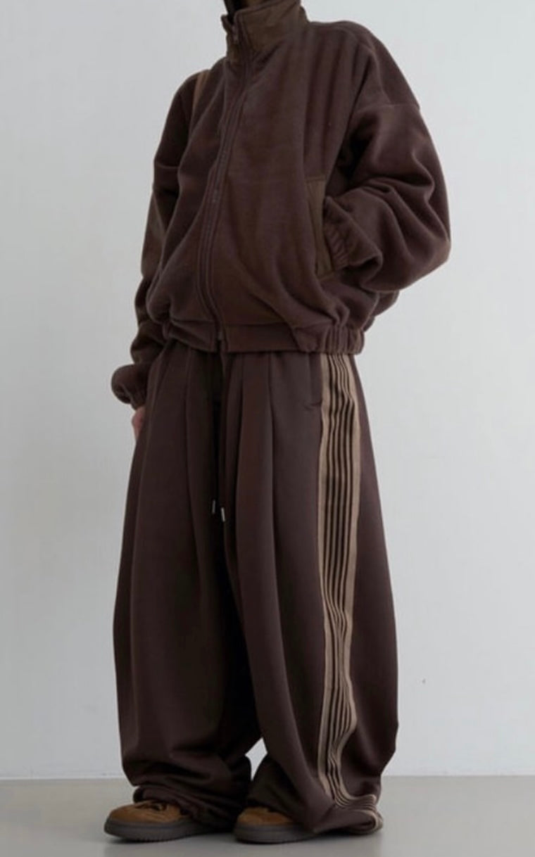 Urban streak tracksuit