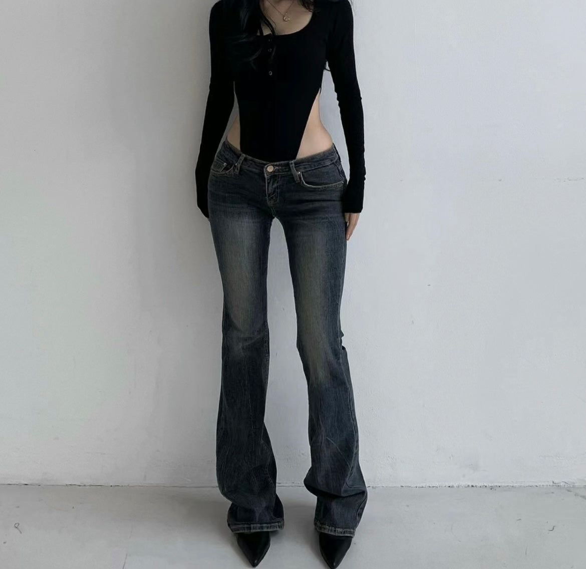 Low-rise stretch flare pants🐈‍⬛
