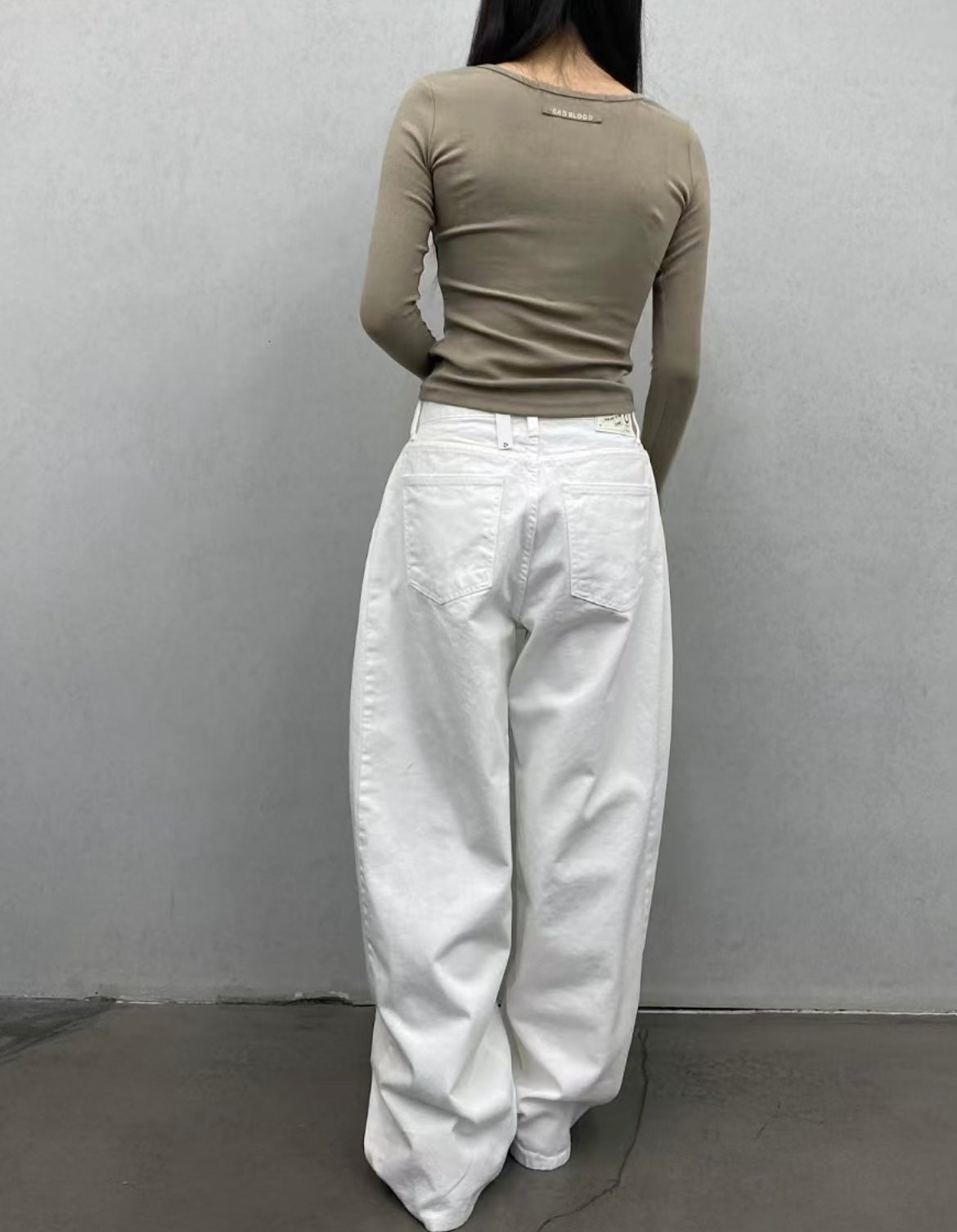 Pleated wide-leg jeans👖
