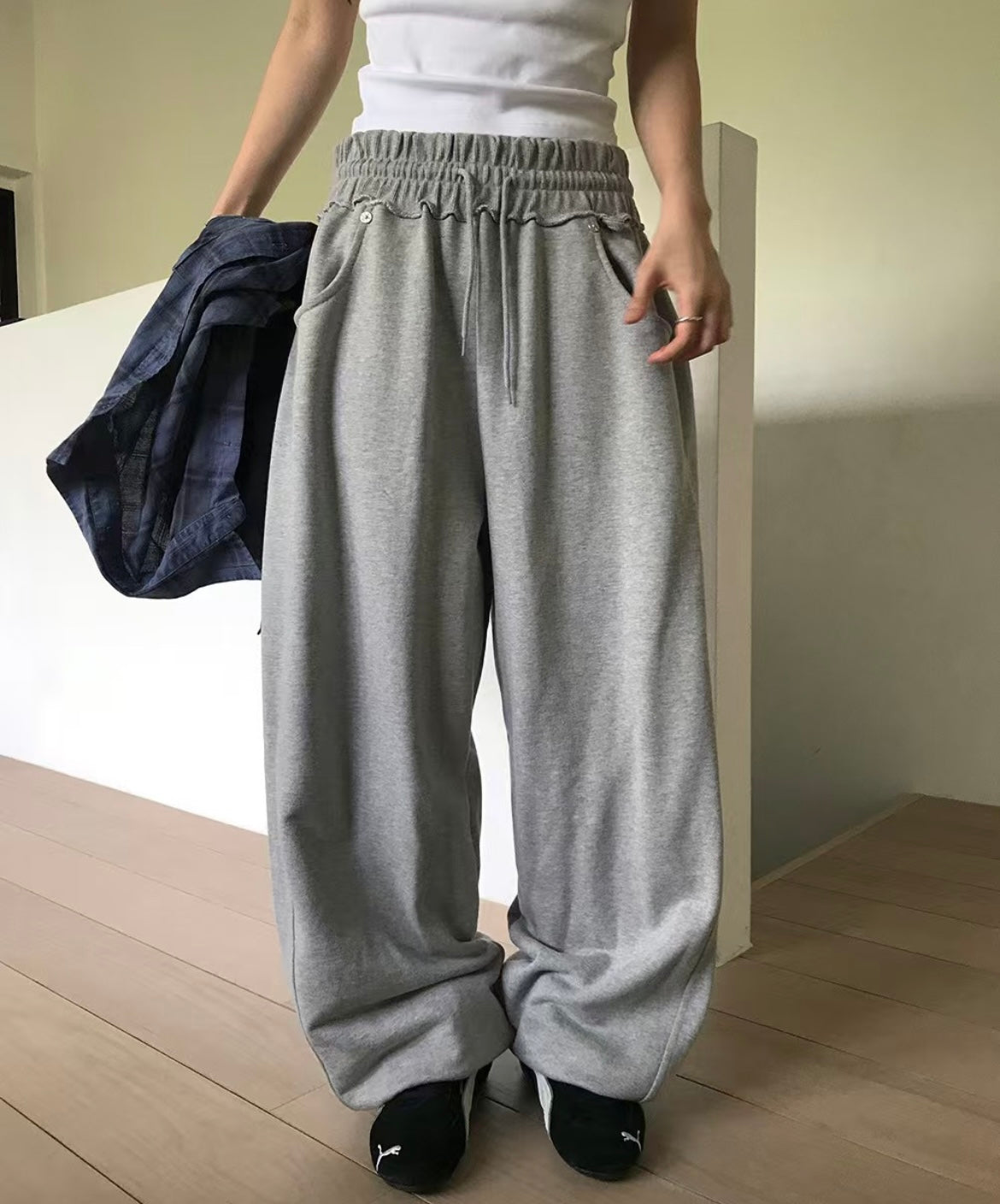 Premium drop-crotch cuffed sweatpants