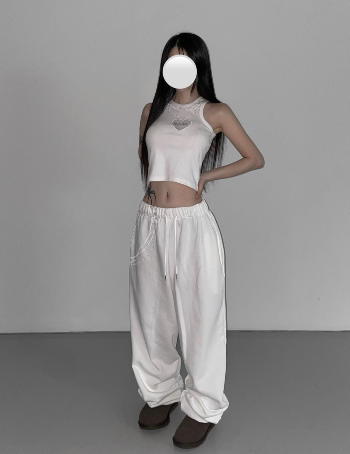 Chic chain sweatpants⛓️