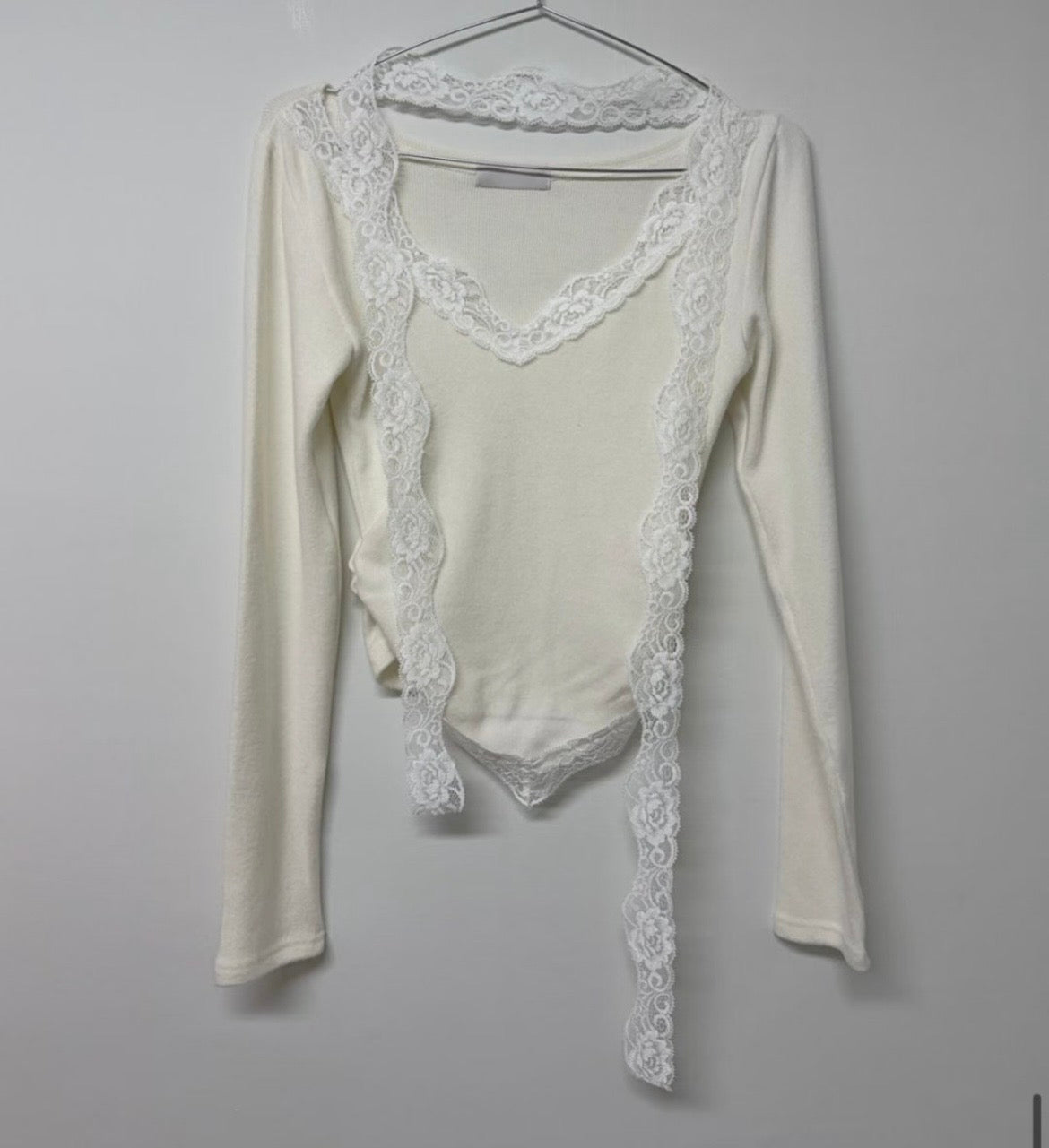 Nova lace top