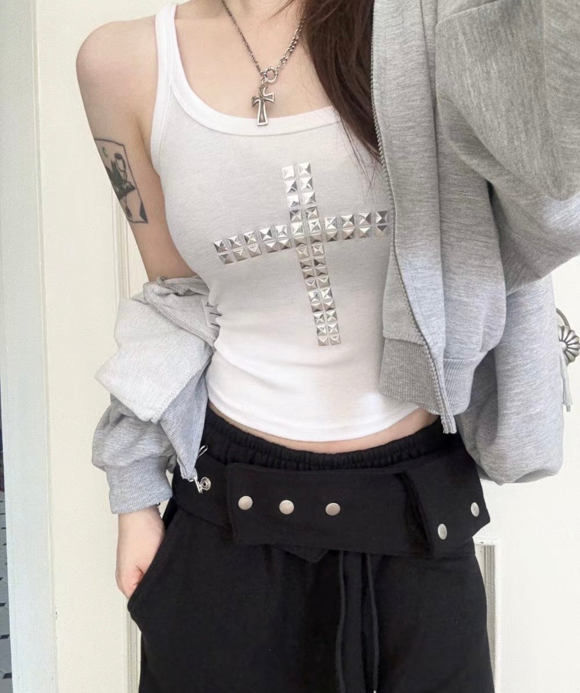 Cross sleeveless top✝️
