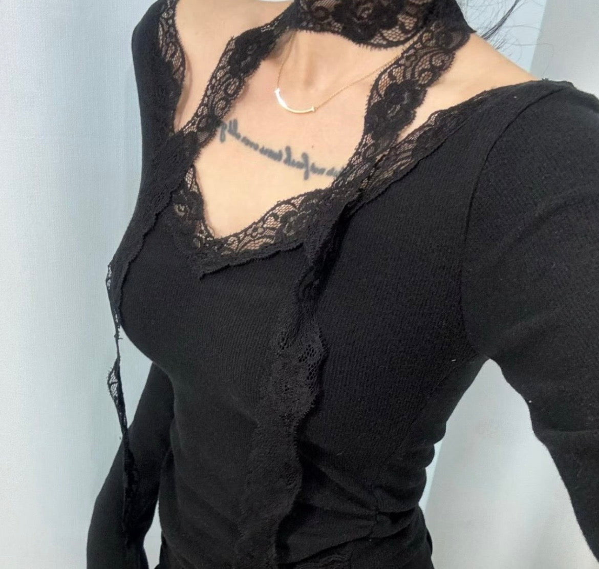 Nova lace top